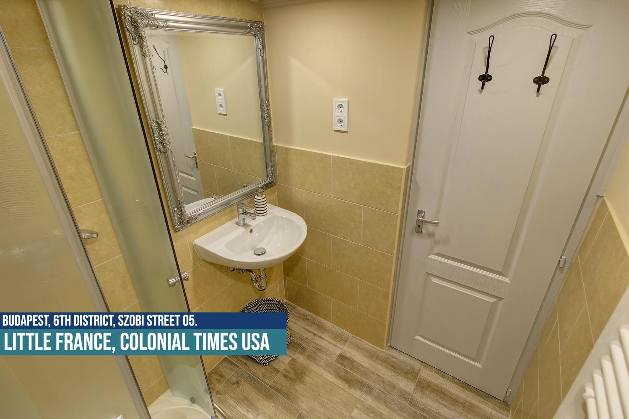 Little Americas Usa Colonial Times Apartments Βουδαπέστη Εξωτερικό φωτογραφία